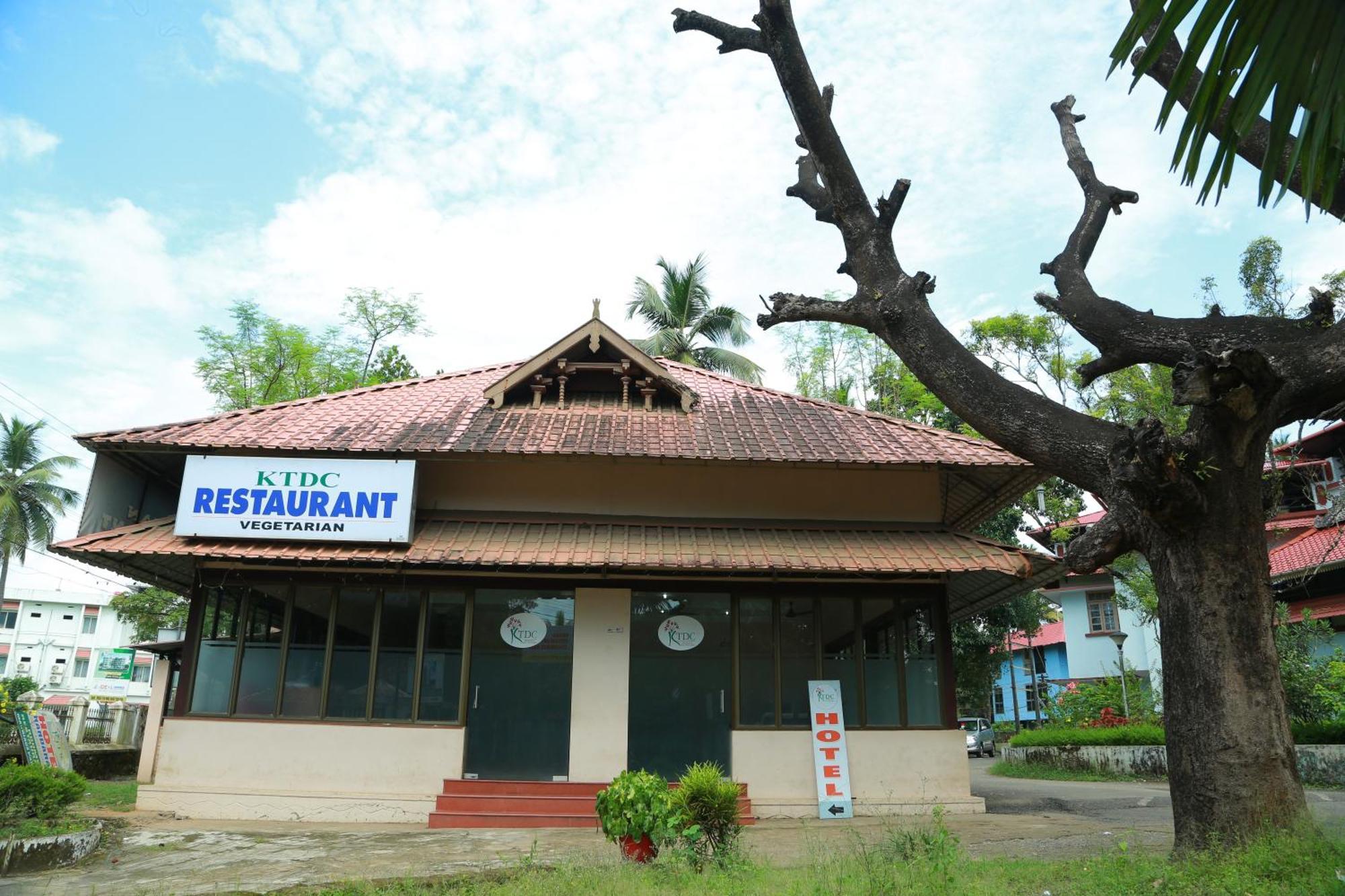 Hotel Nandanam Guruvayur Luaran gambar